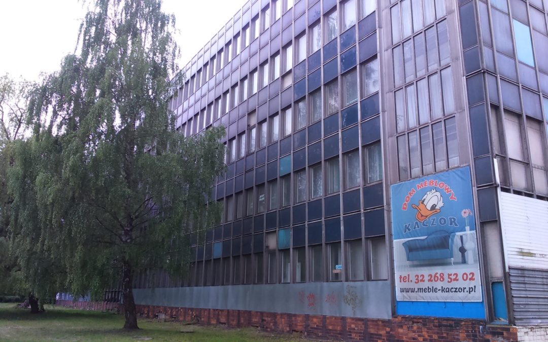 Nieruchomość zabudowana przeznaczona do sprzedaży pod działalność usługową ul. Łączna